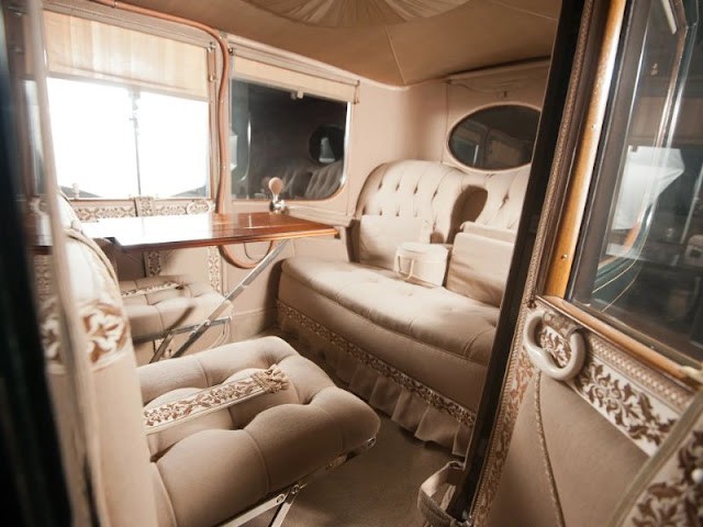 «Серебряный призрак» Rolls-Royce 1915 года (18 фото)