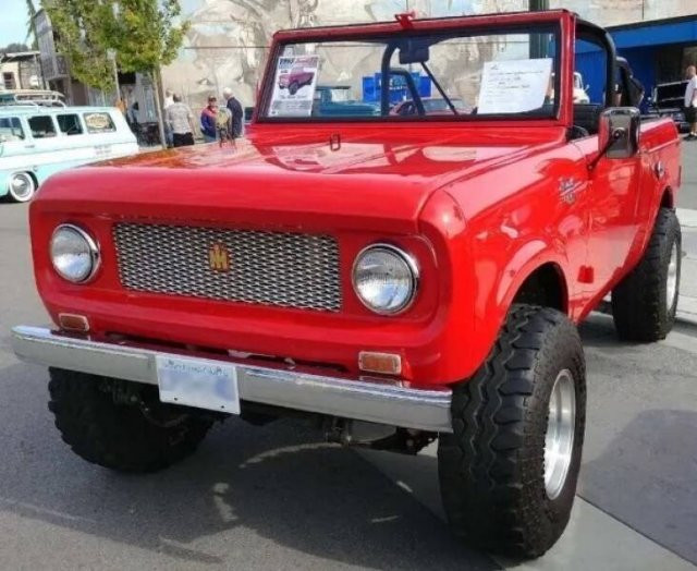 Безумные грузовики (16 фото)